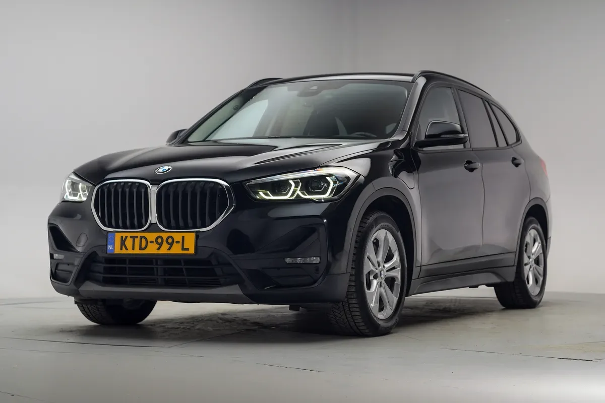 BMW X1 (2021) — foto 1