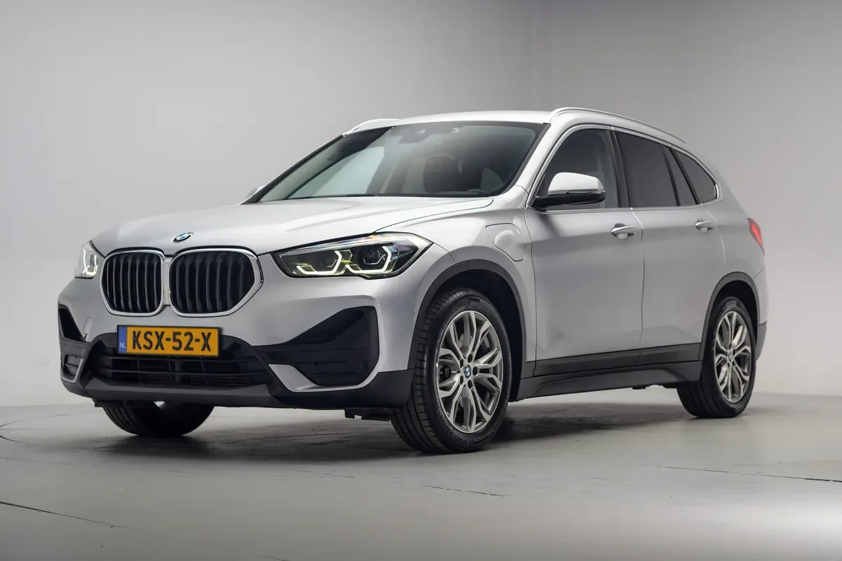 BMW X1 (2021) — foto 1