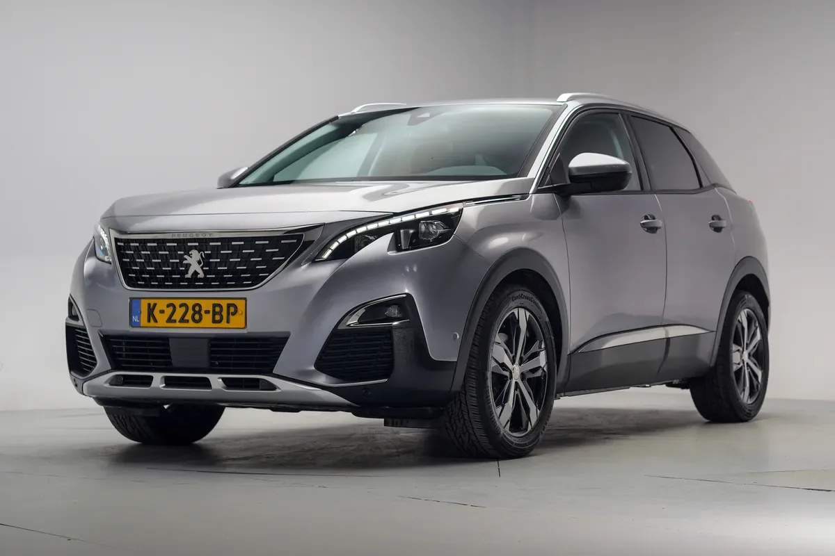 Peugeot 3008 (2017) — foto 1