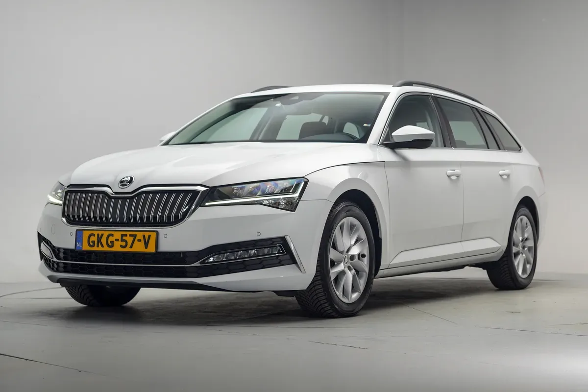 Škoda Superb (2020) — foto 1