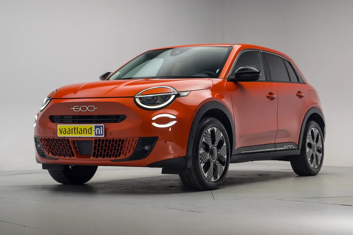 Fiat 600 (2024) — foto 1