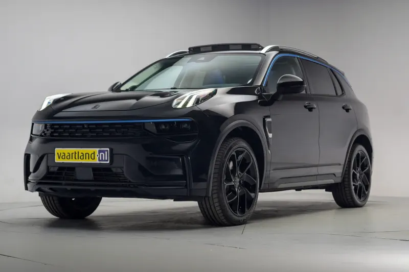 Lynk & Co 01 (2022)