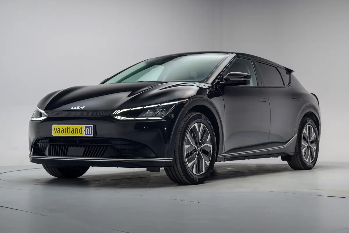 Kia EV6 (2023) — foto 1