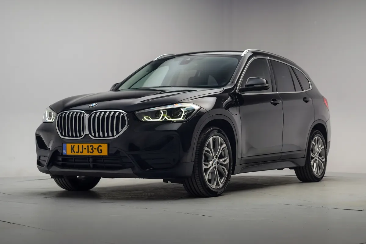 BMW X1 (2021) — foto 1