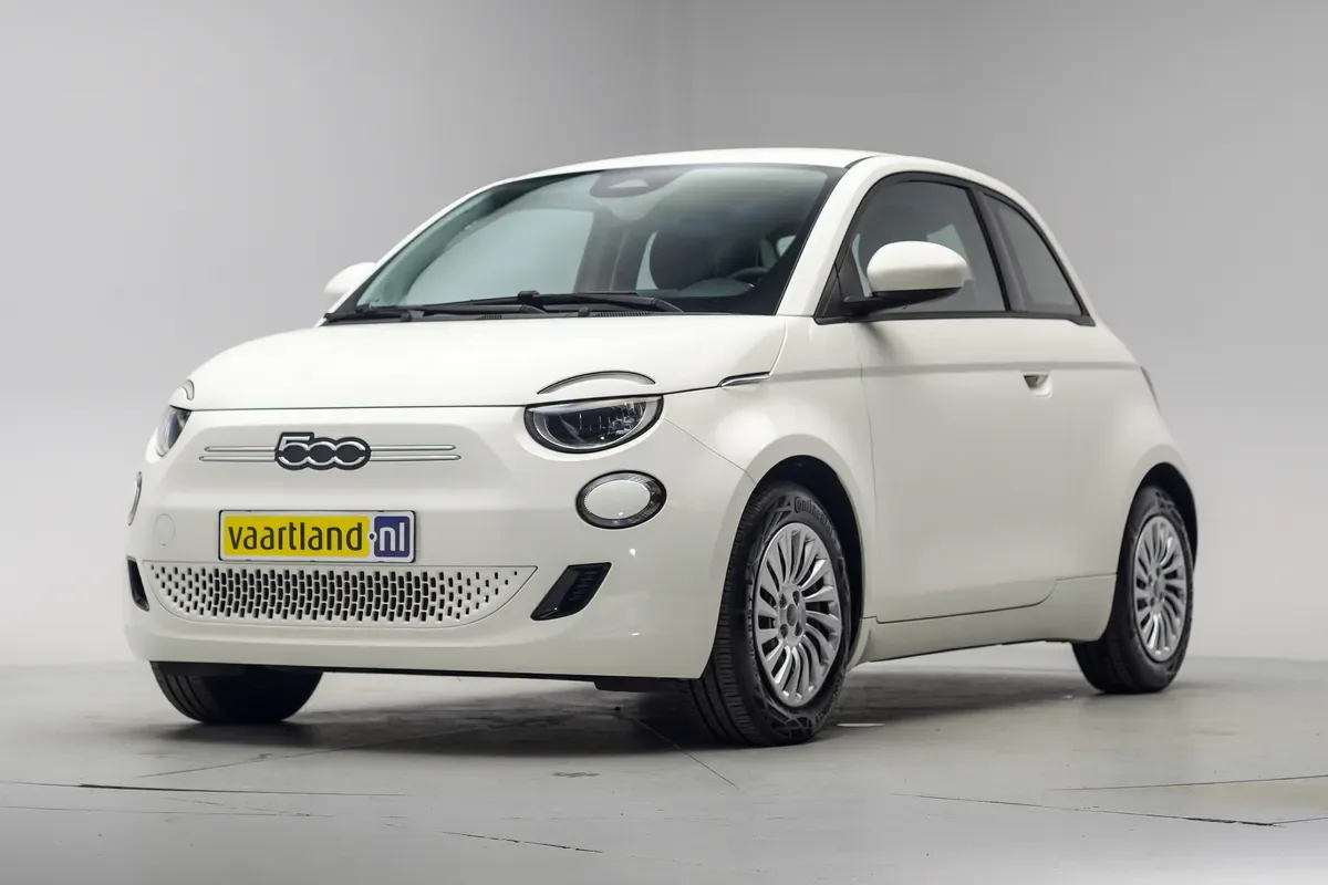 Fiat 500e (2023) — foto 1
