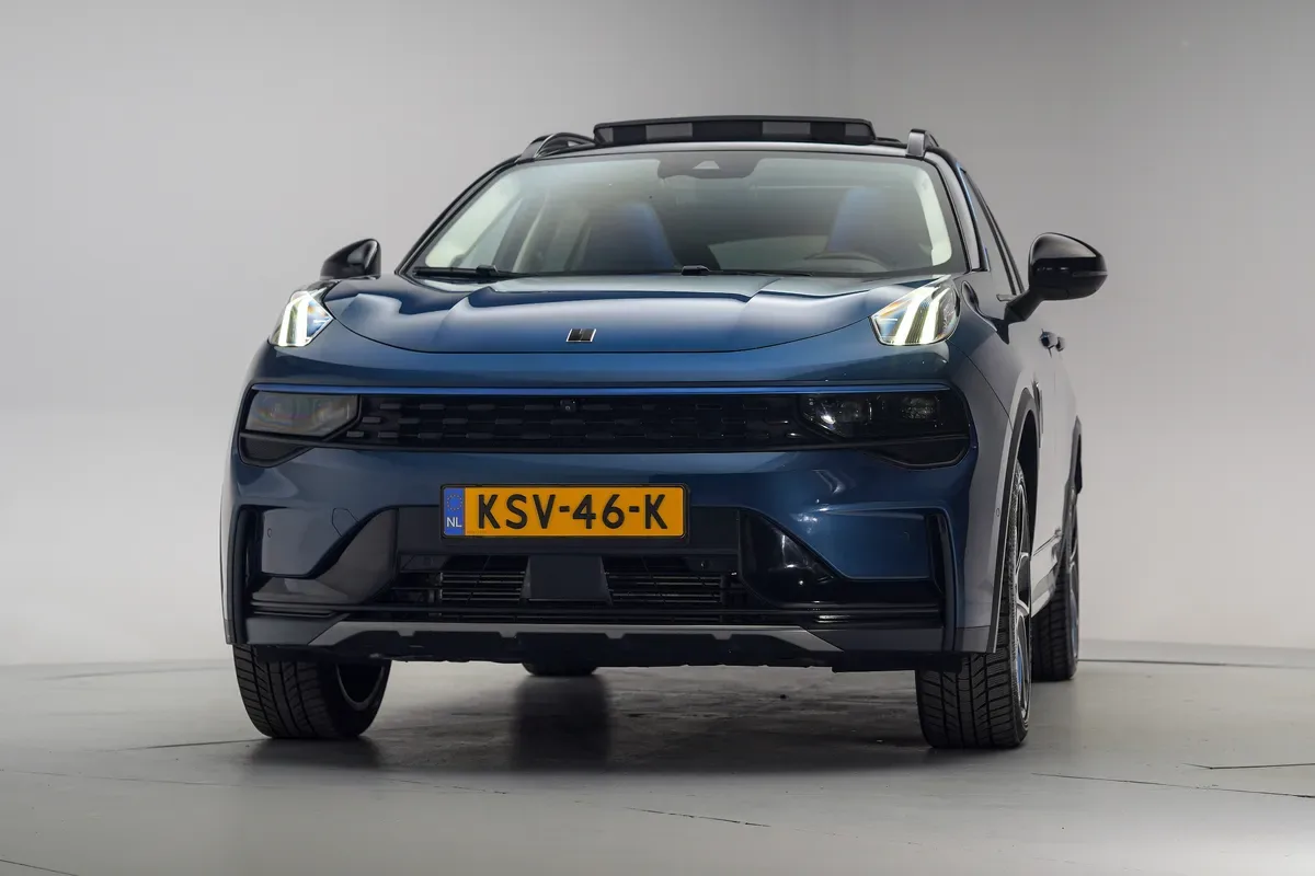 Lynk & Co 01 (2023) — foto 1