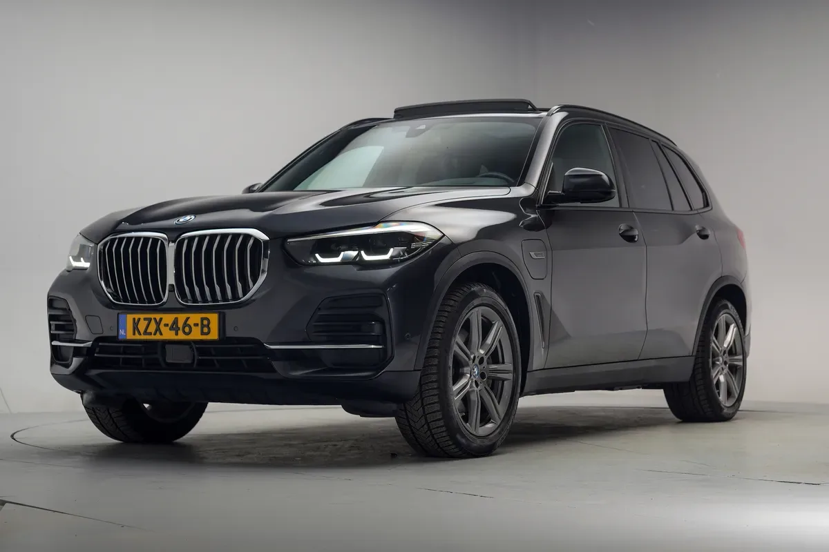 BMW X5 (2022) — foto 1
