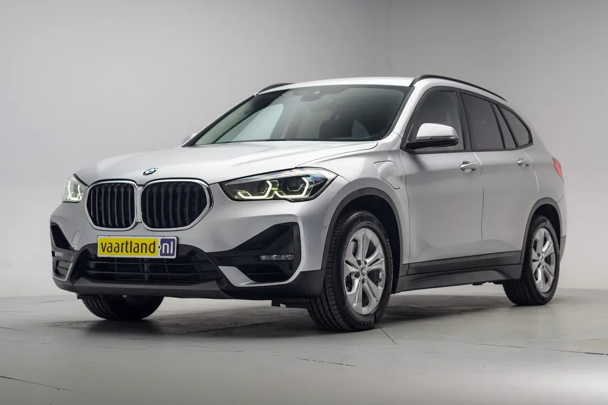 BMW X1 (2021) — foto 1