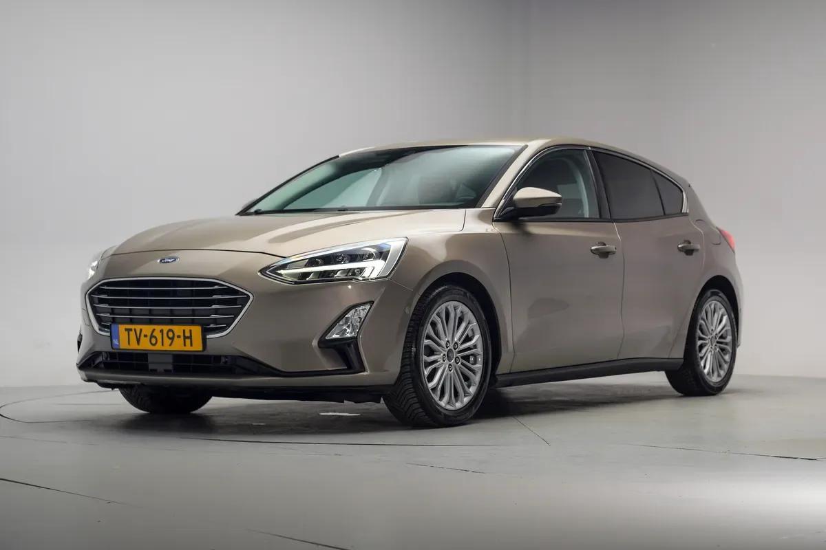 Ford Focus (2018) — foto 1