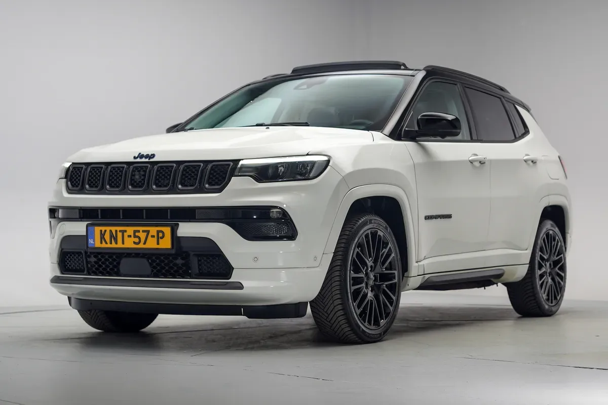 Jeep Compass (2022) — foto 1