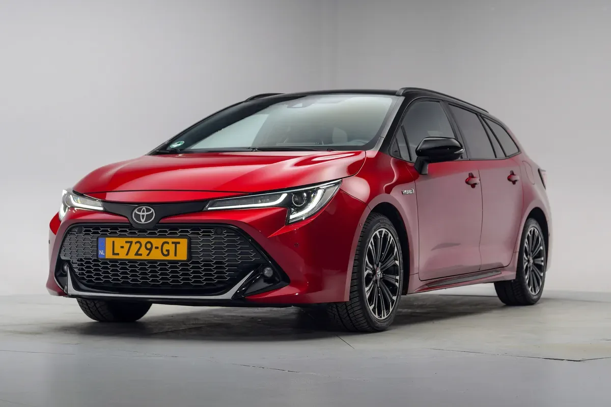 Toyota Corolla (2021) — foto 1