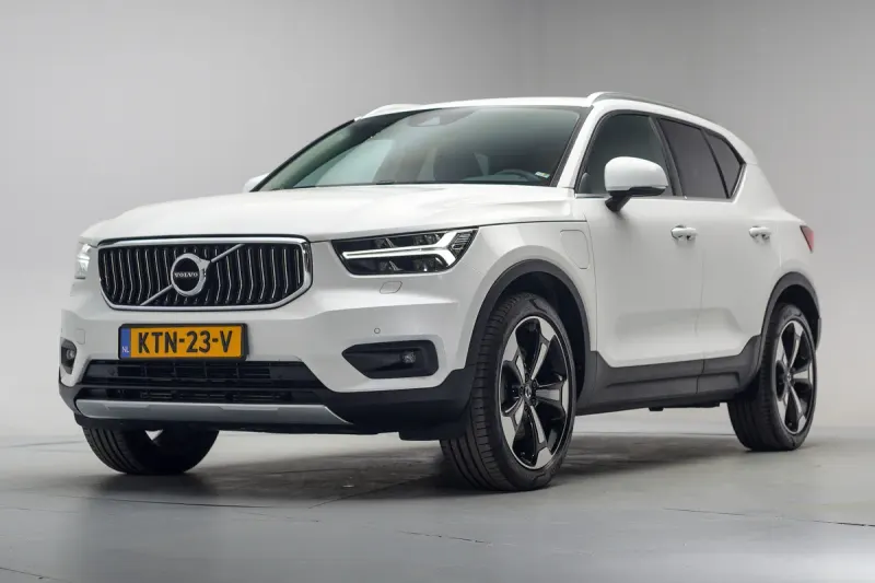 Volvo XC40 (2022)