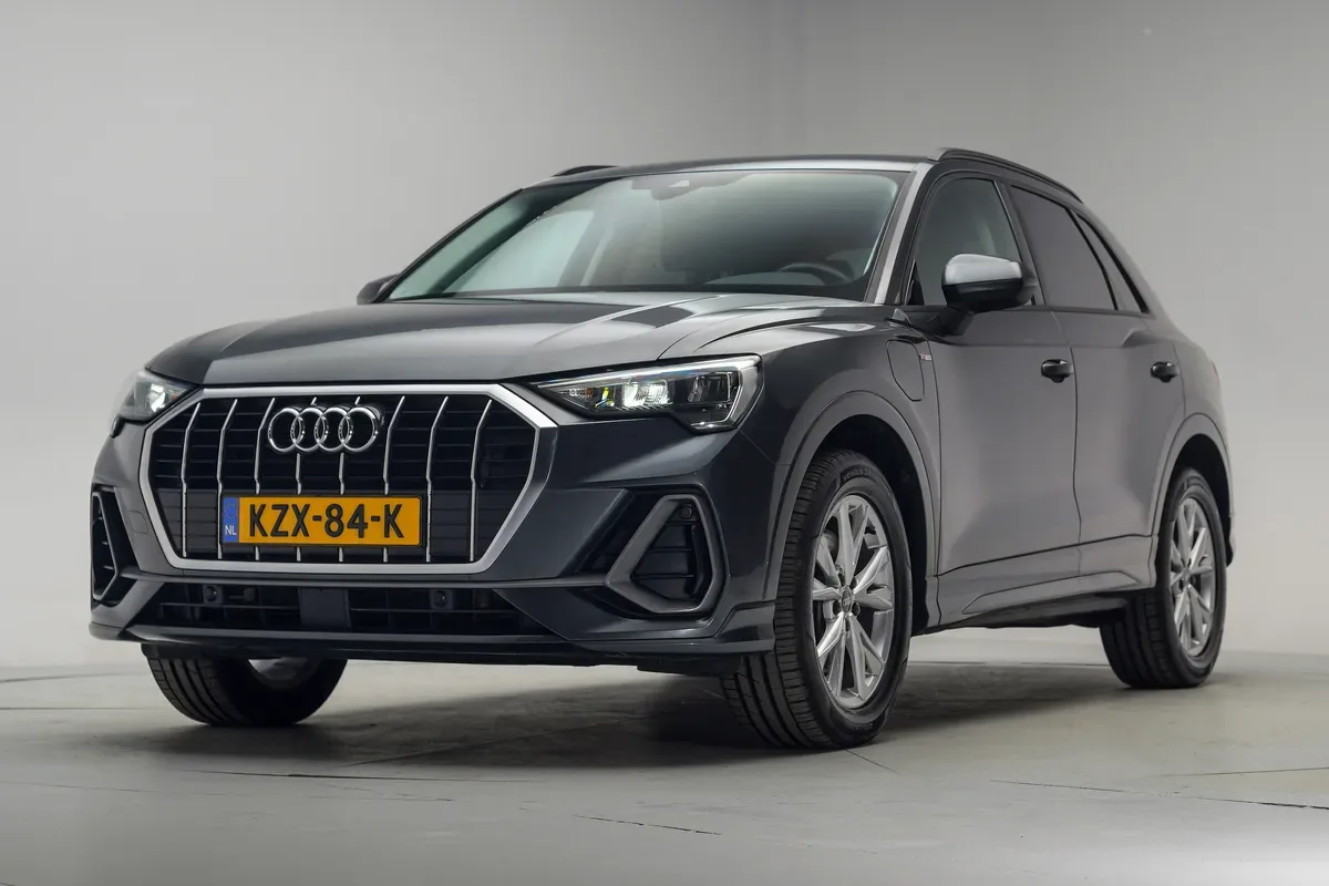 Audi Q3 (2022) — foto 1