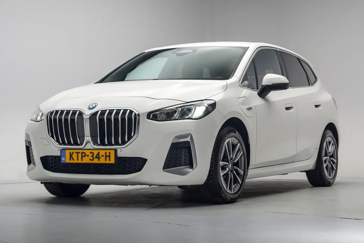 BMW 2-Serie (2023) — foto 1