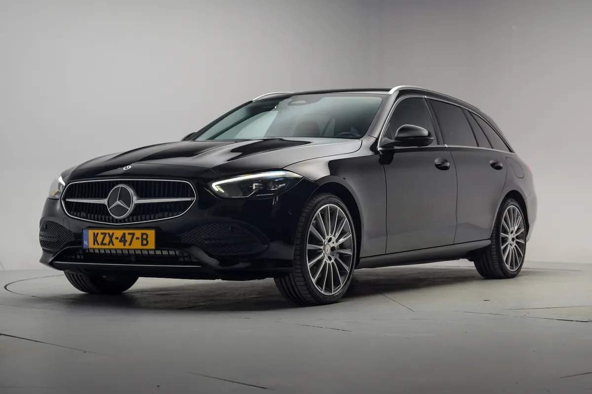 Mercedes-Benz C-Klasse (2023) — foto 1