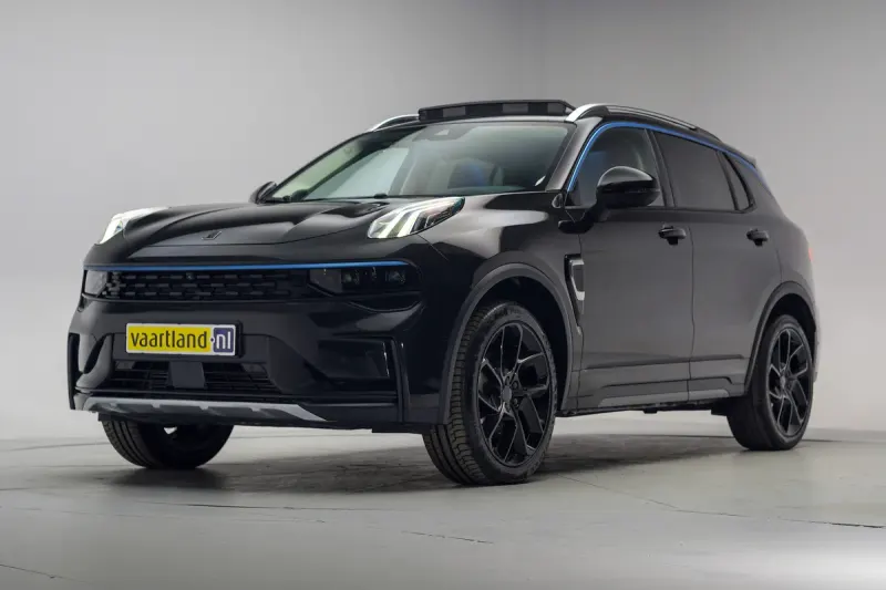 Lynk & Co 01 (2022)