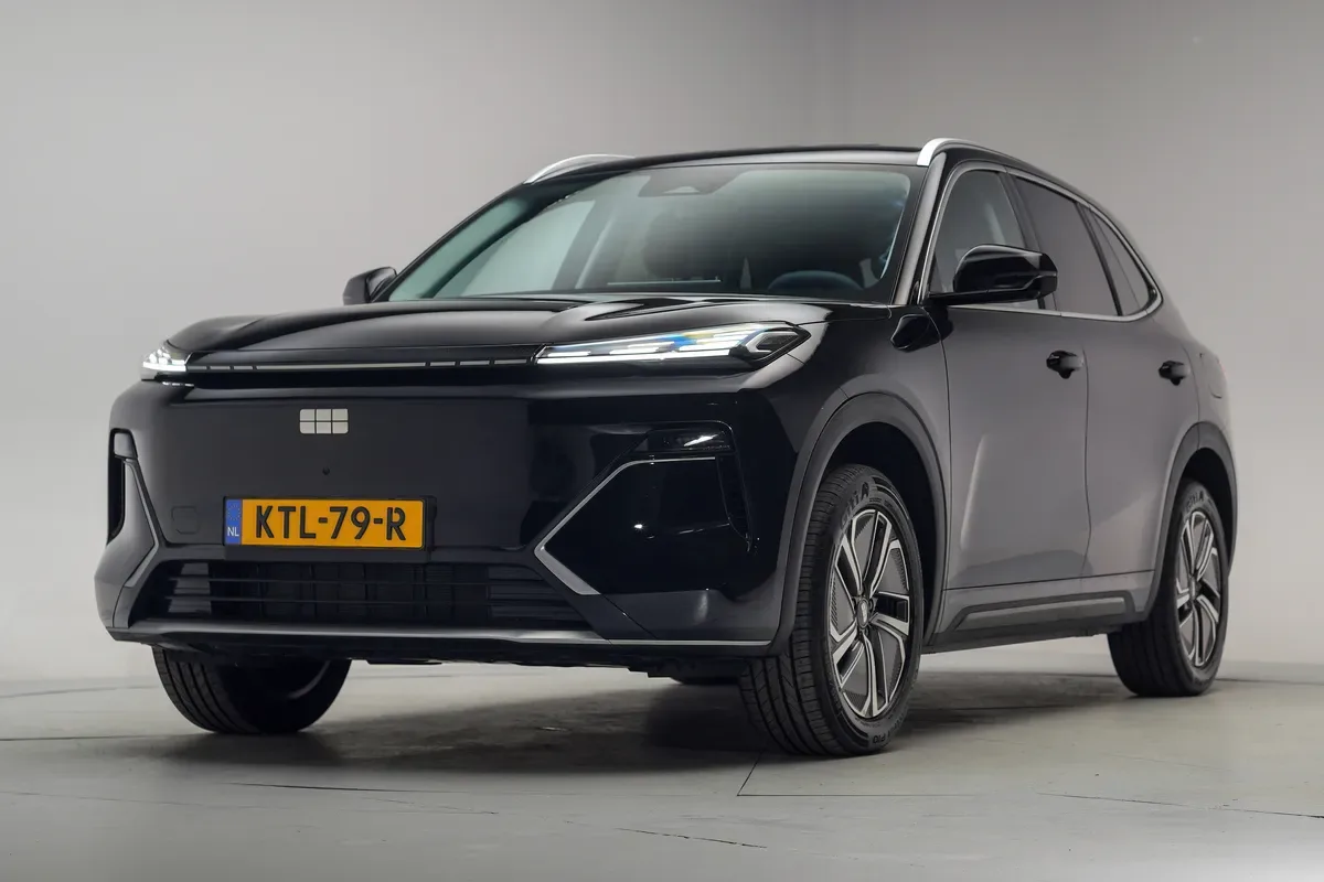 Geely Starray EM-i (2026) — foto 1