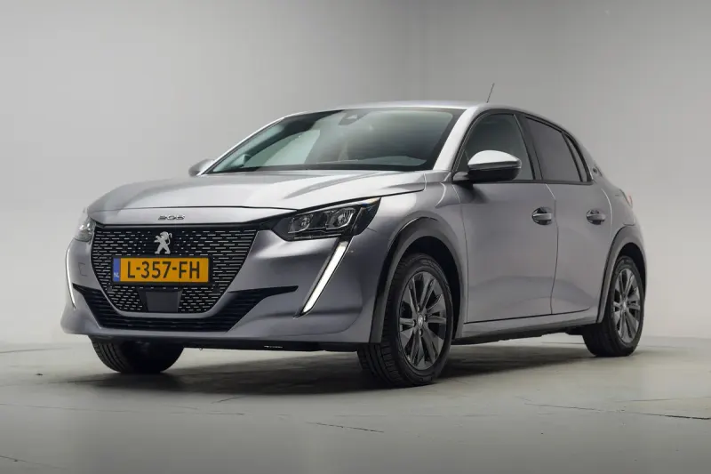 Peugeot e-208 (2021)