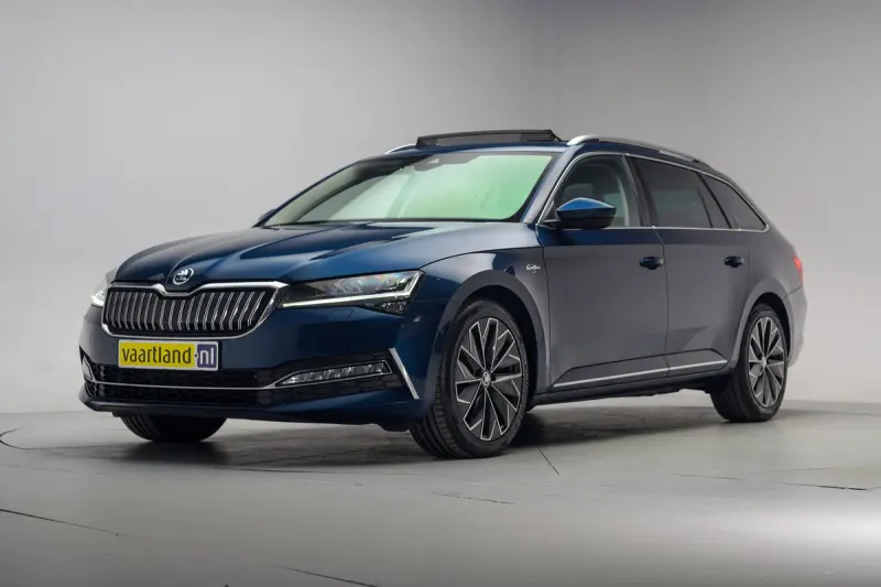 Škoda Superb (2022)