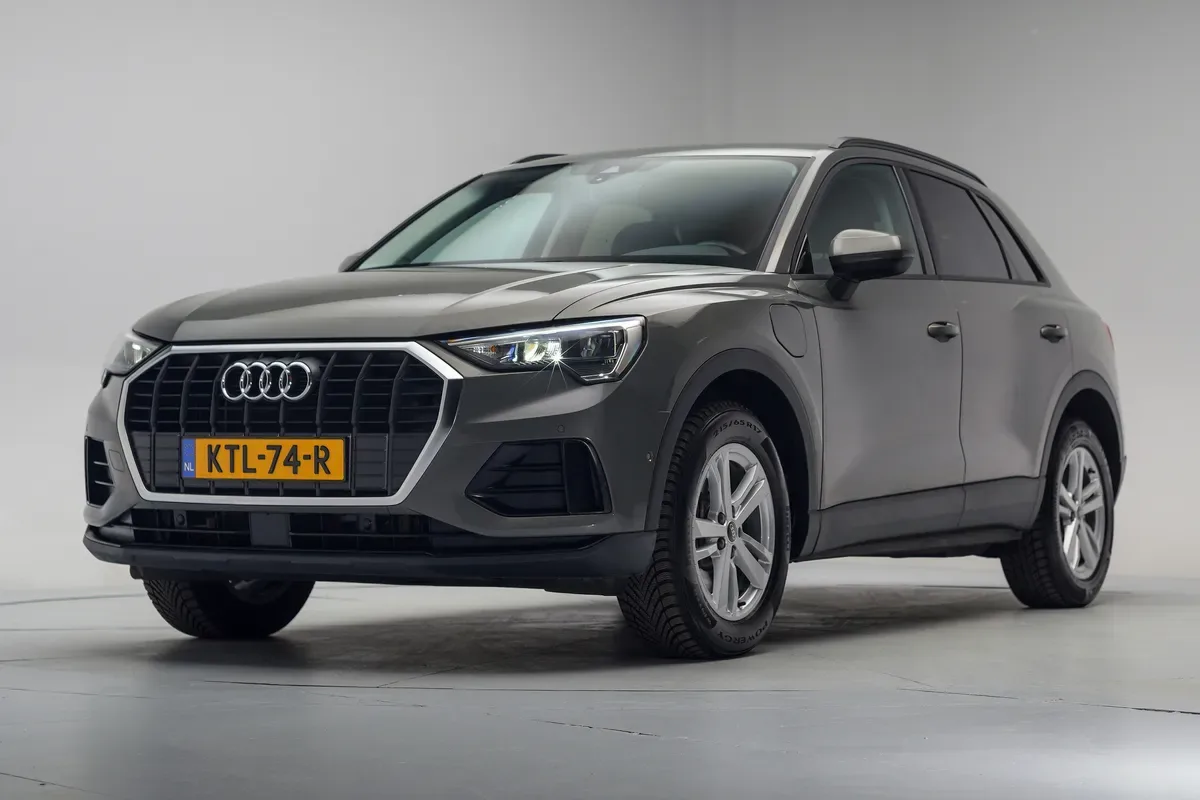 Audi Q3 (2022) — foto 1
