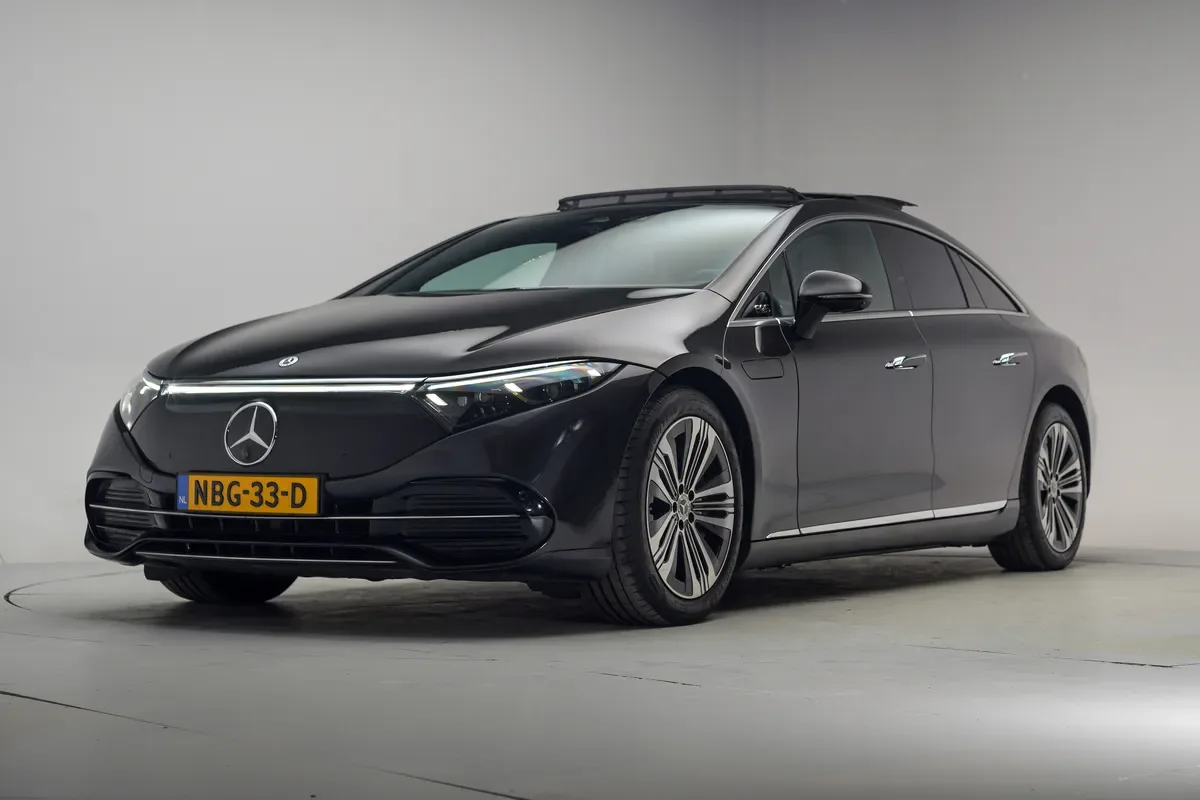 Mercedes-Benz EQS (2022) — foto 1