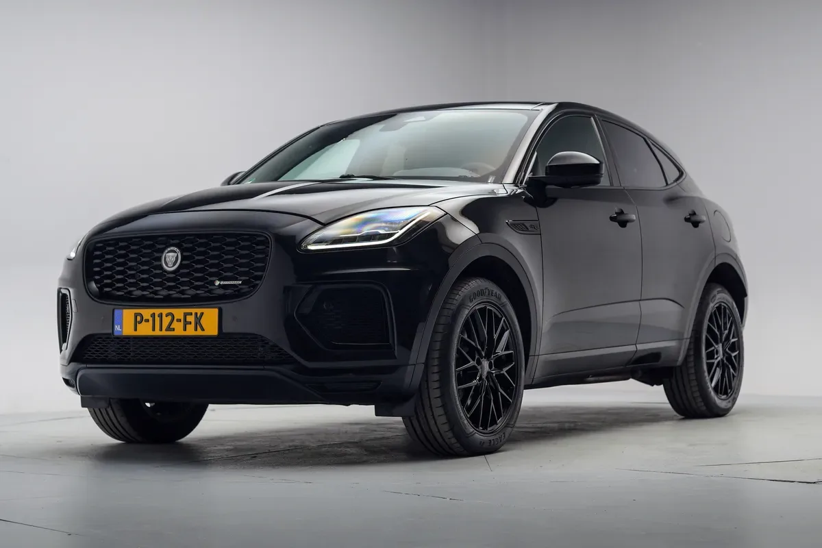 Jaguar E-Pace (2022) — foto 1