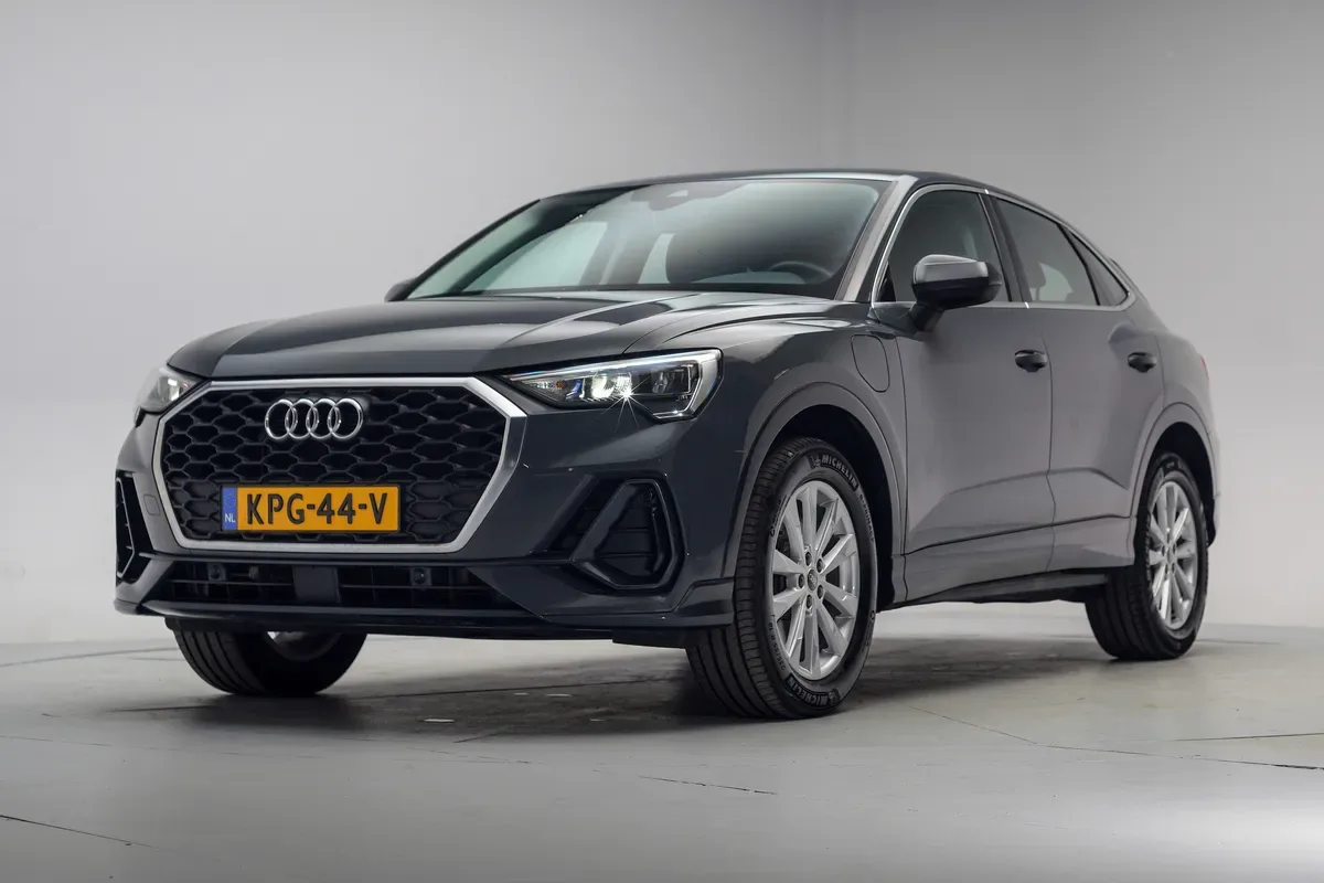 Audi Q3 (2022) — foto 1