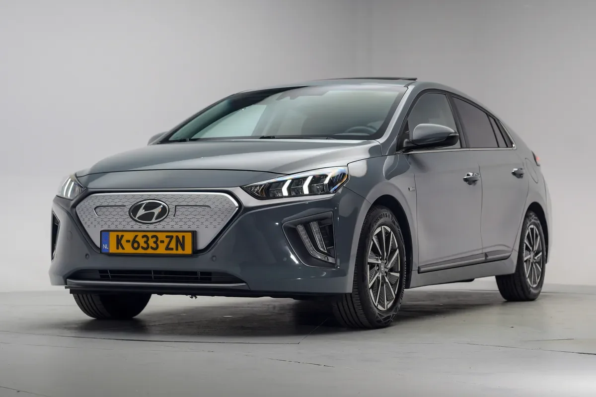 Hyundai Ioniq (2021) — foto 1