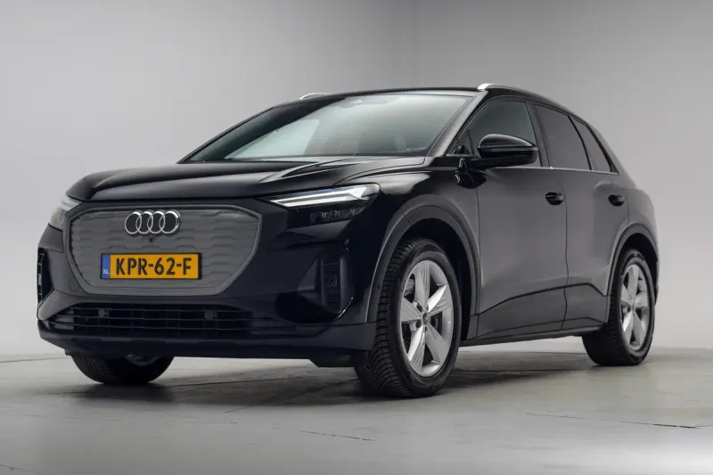 Audi Q4 e-tron (2023)
