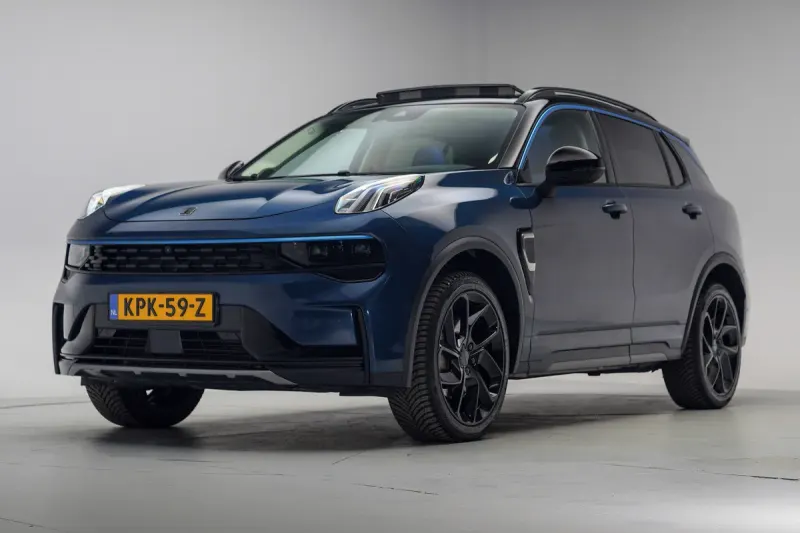 Lynk & Co 01 (2022)