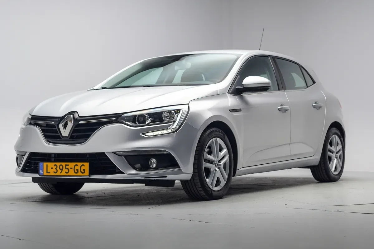 Renault Mégane (2016) — foto 1
