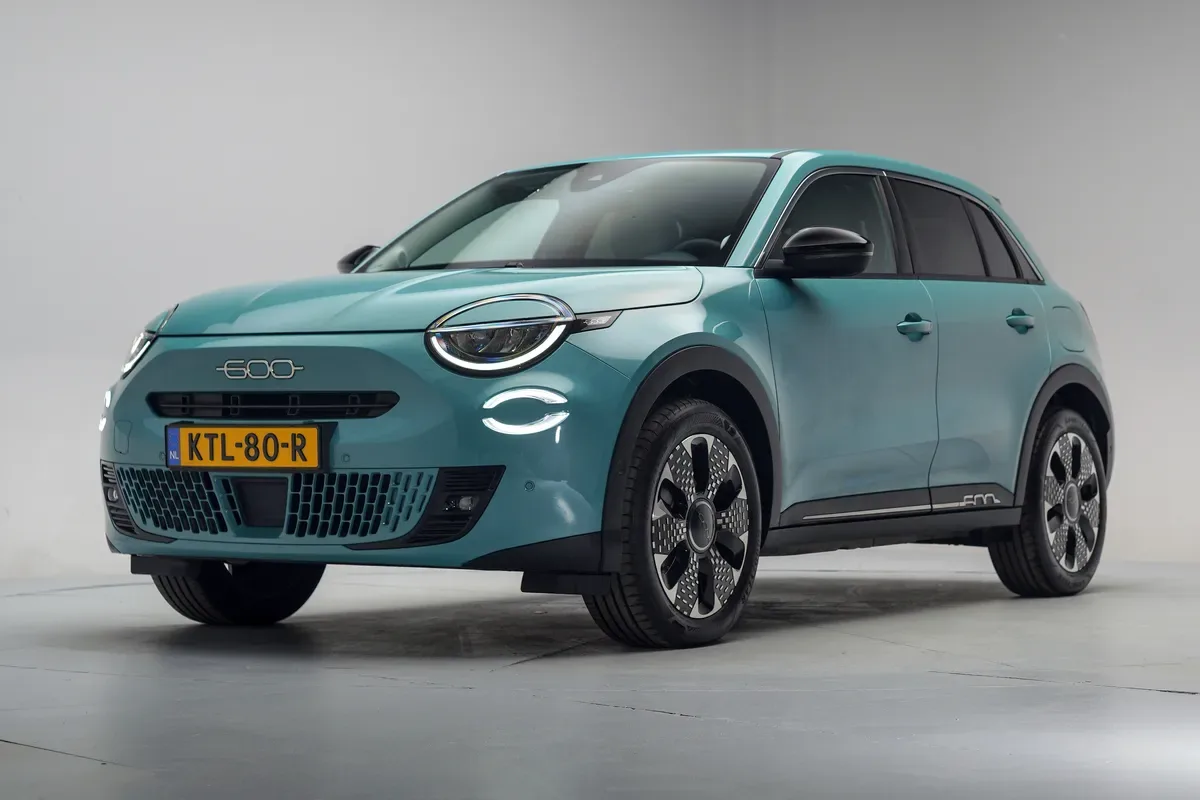 Fiat 600 (2025) — foto 1