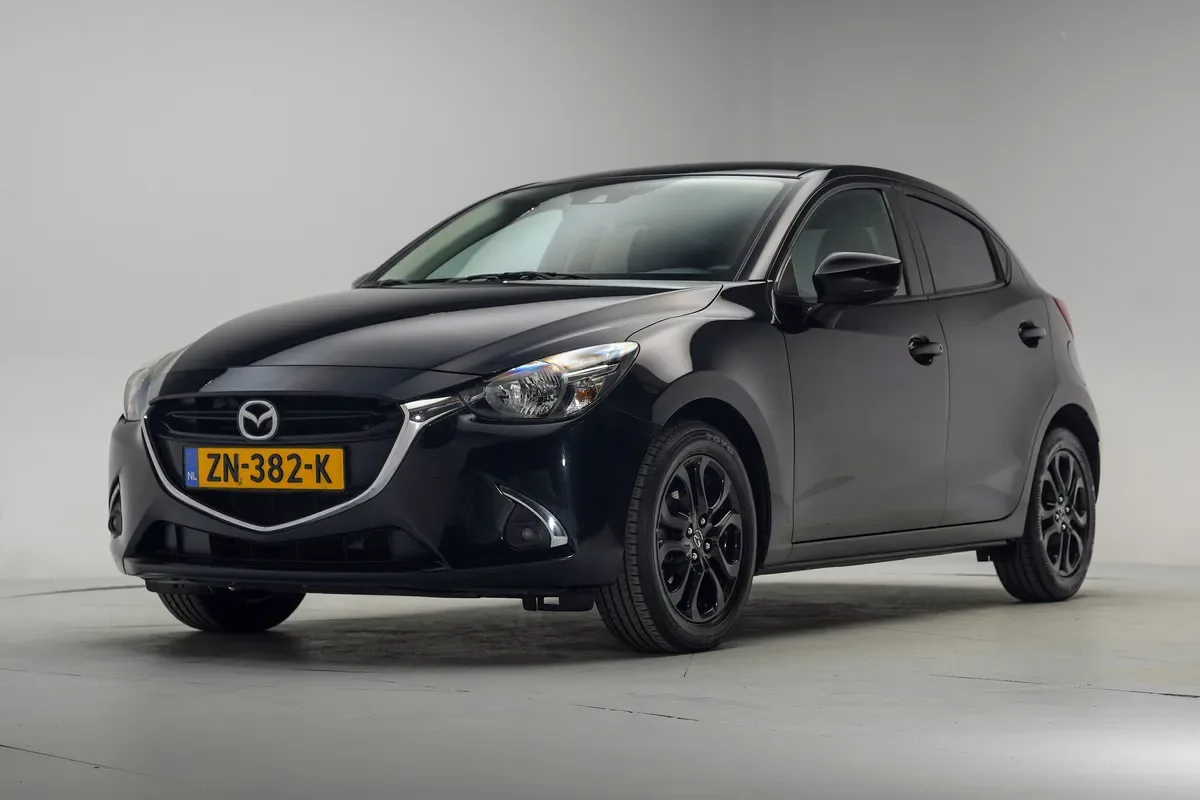 Mazda 2 (2019) — foto 1