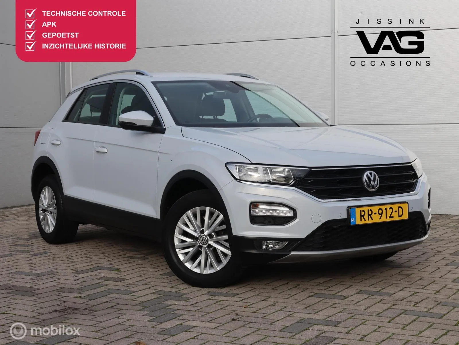 Volkswagen T-Roc (2018) — foto 1