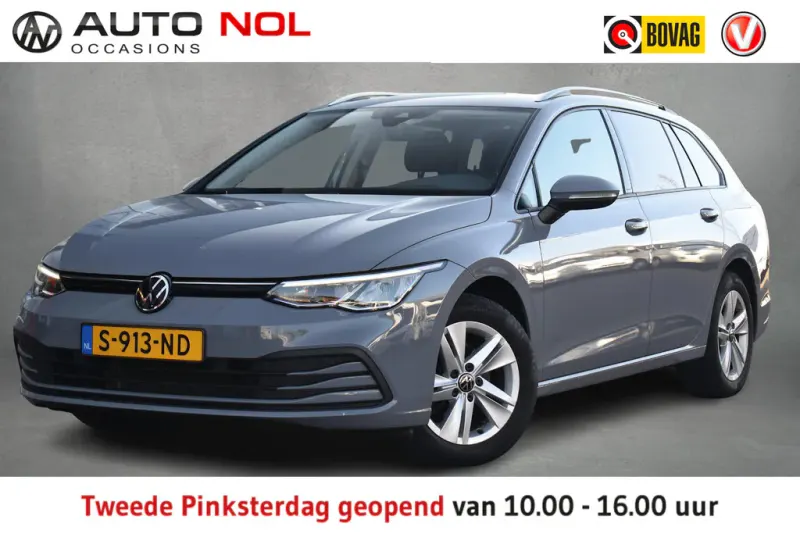Volkswagen Golf (2023)