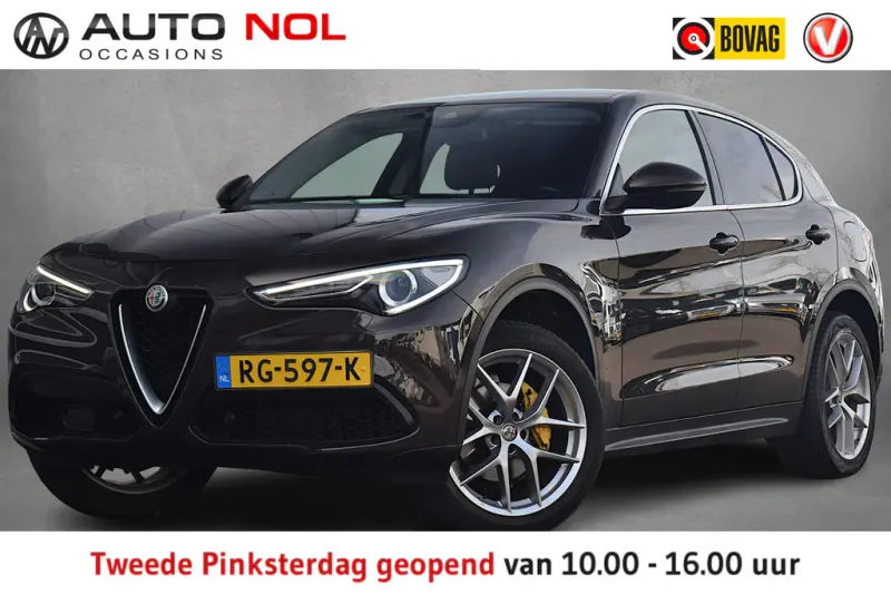 Alfa Romeo Stelvio (2017)