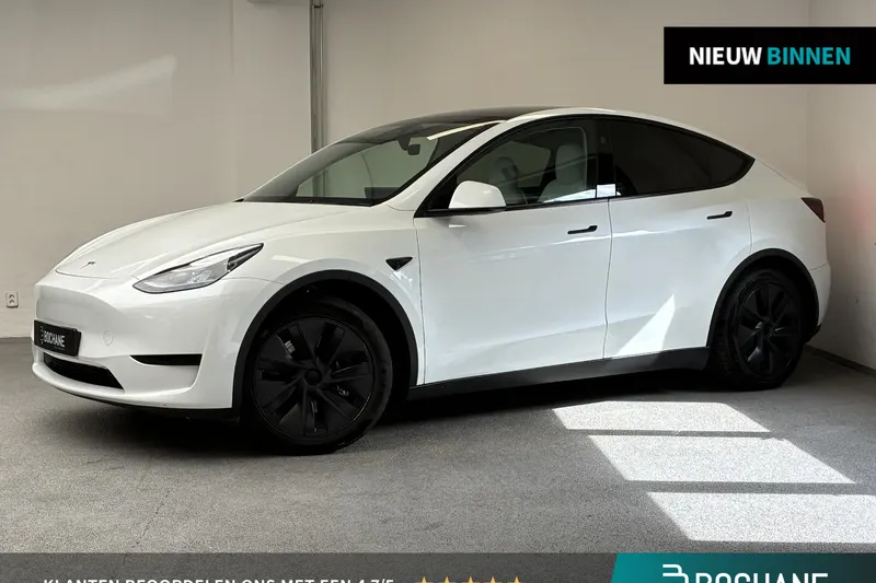 Tesla Model Y (2025)