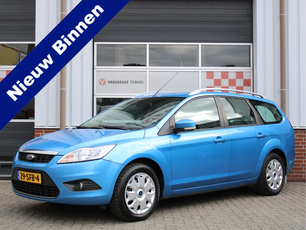 Ford Focus (2010) — foto 1