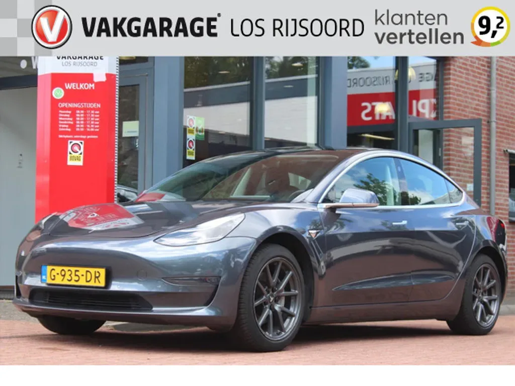 Tesla Model 3 (2019) — foto 1