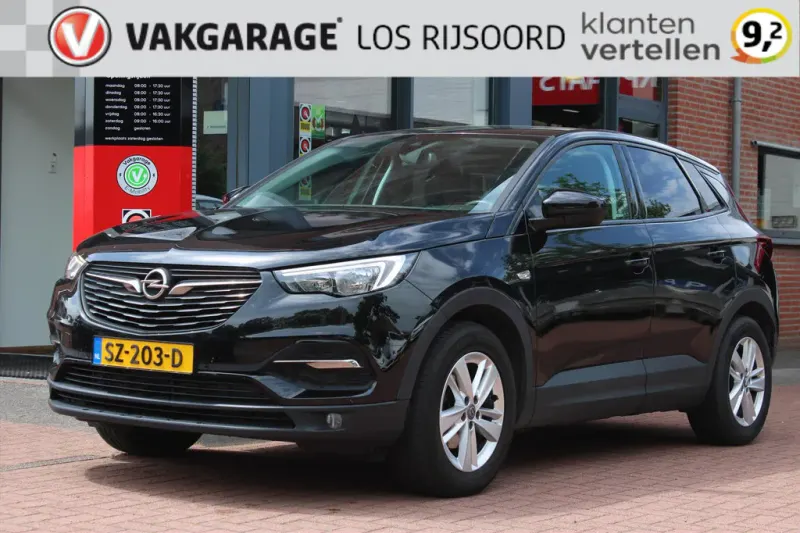 Opel Grandland X (2018)