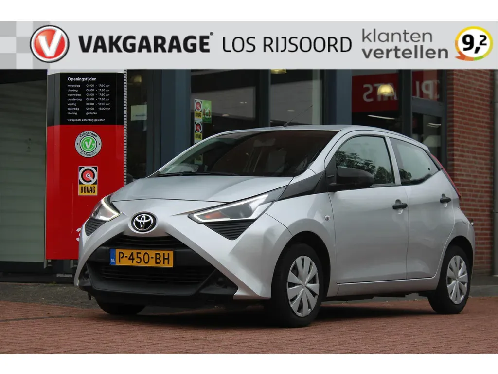 Toyota Aygo (2022) — foto 1