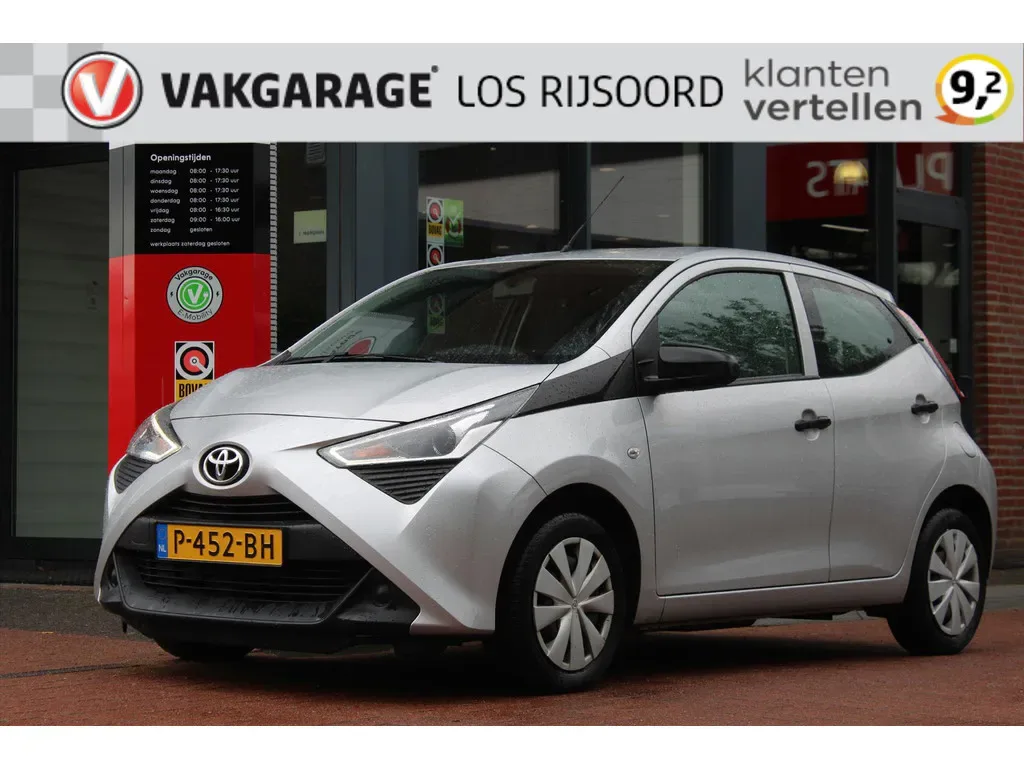 Toyota Aygo (2022) — foto 1