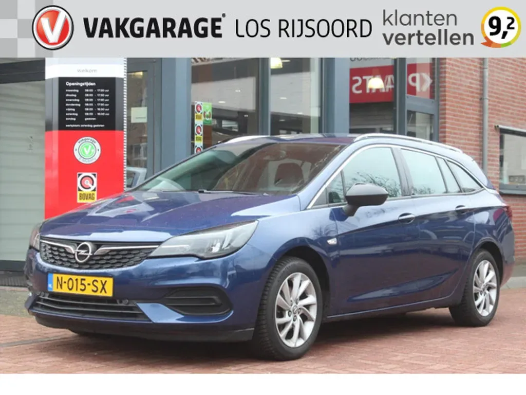Opel Astra (2021) — foto 1