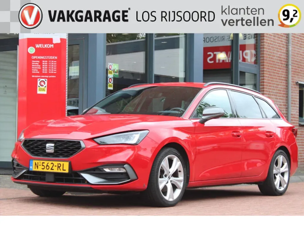 SEAT Leon Sportstourer (2021) — foto 1