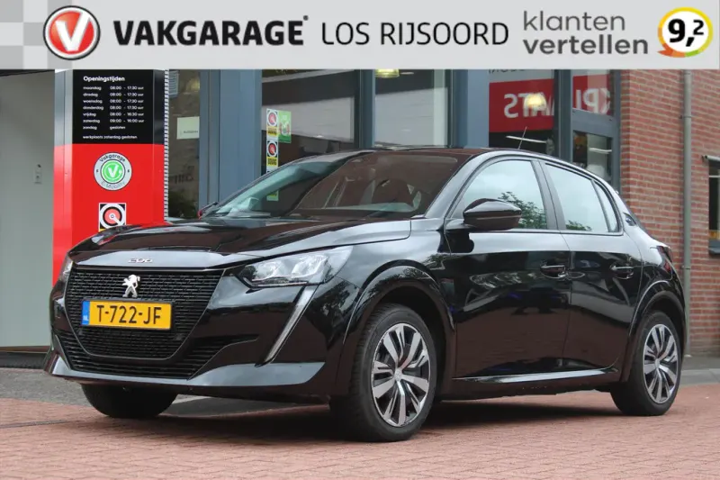 Peugeot e-208 (2023)