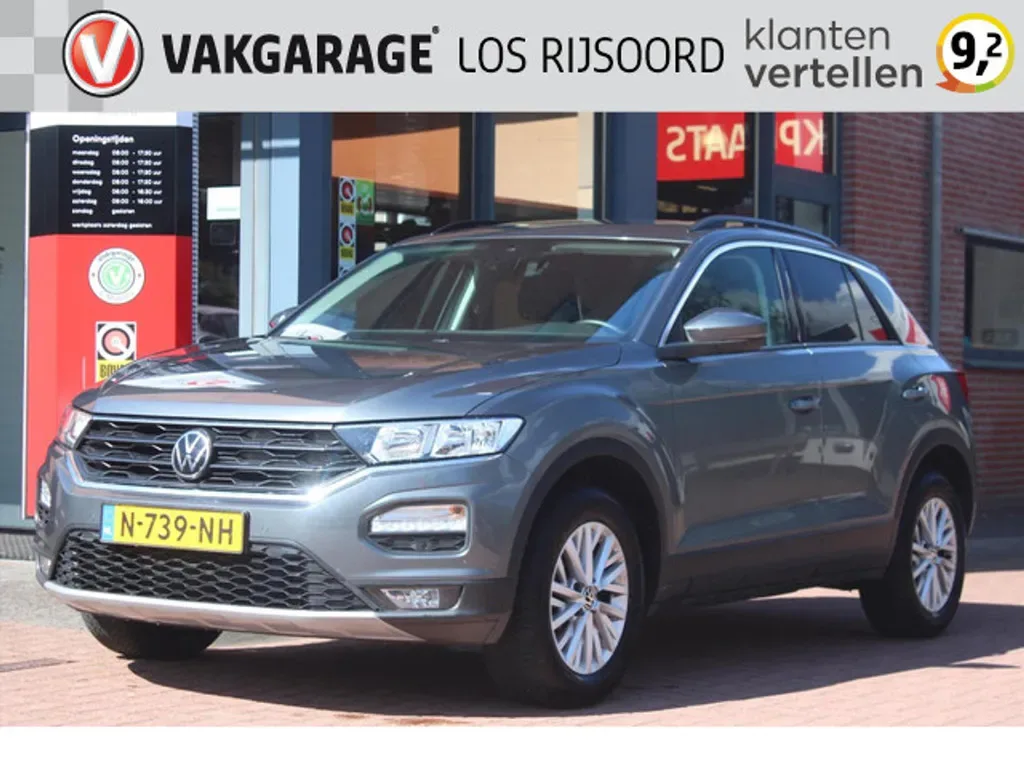 Volkswagen T-Roc (2021) — foto 1