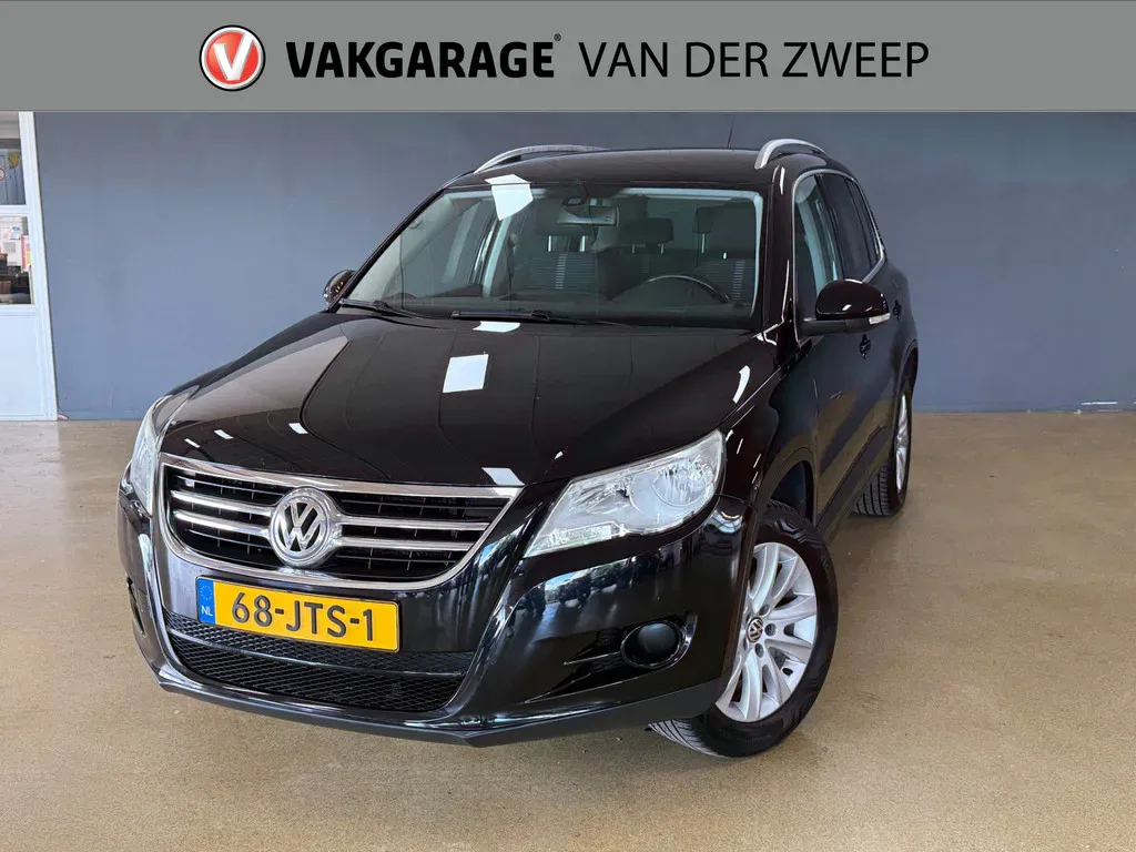 Volkswagen Tiguan (2009) — foto 1