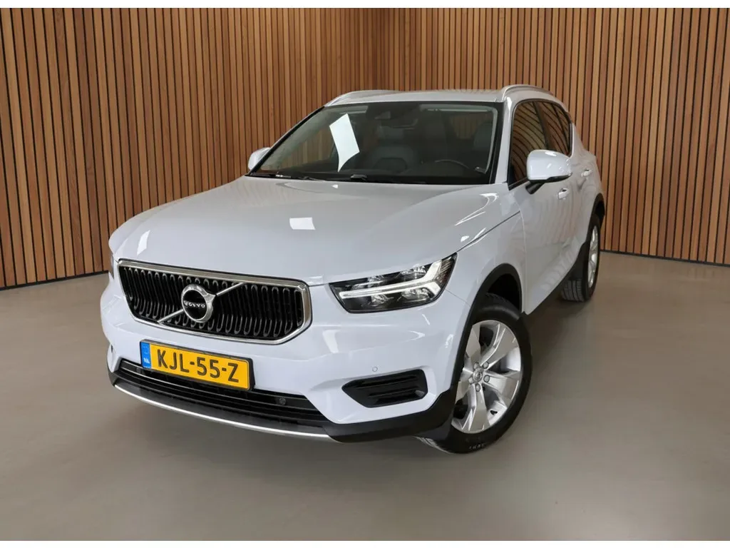 Volvo XC40 (2020) — foto 1