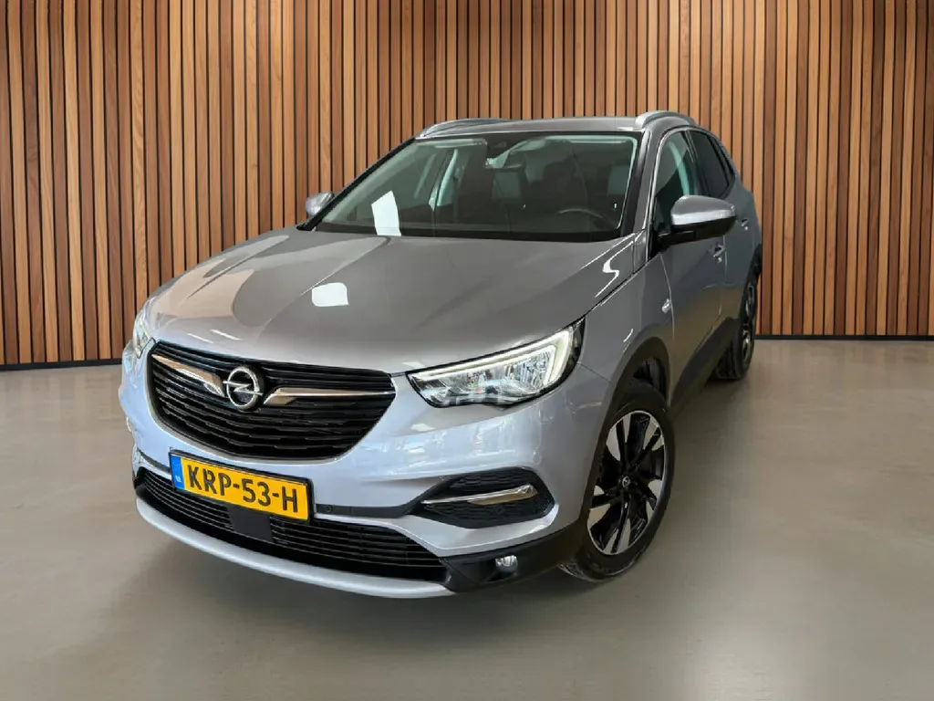 Opel Grandland X (2019) — foto 1