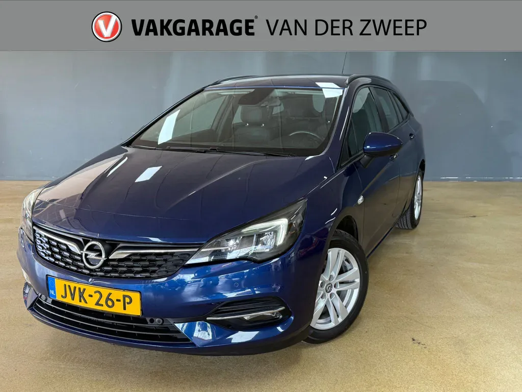 Opel Astra (2021) — foto 1
